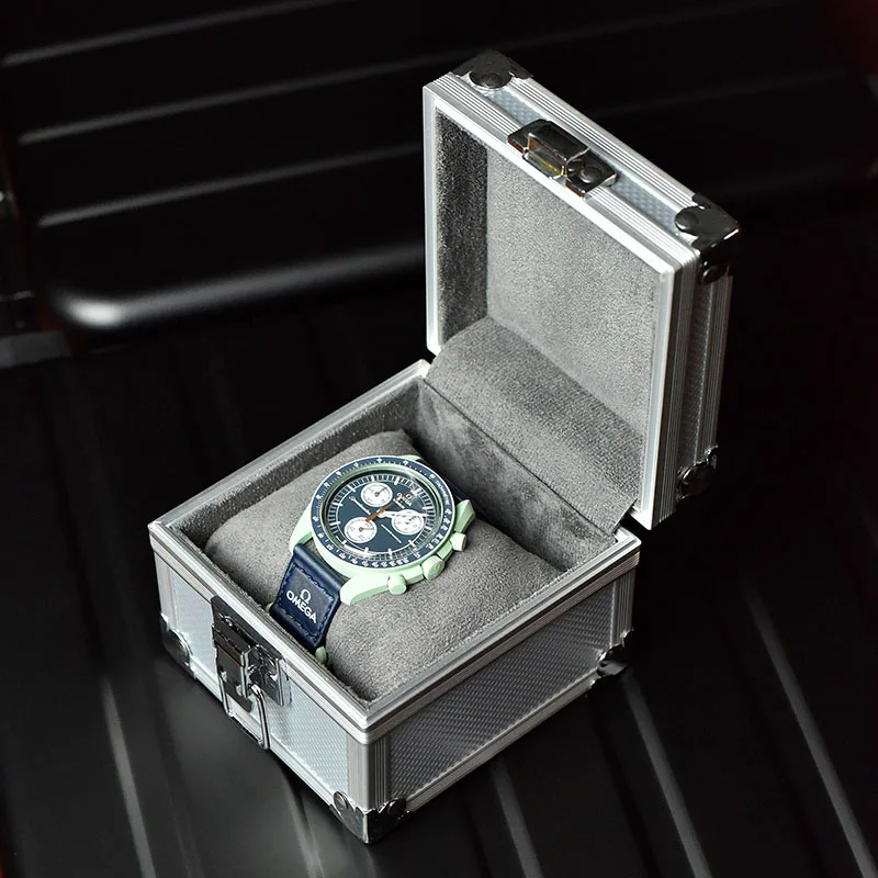 Portable Aluminum Watch Boxes  - огляд і ціна Luxury Watch Travel Case