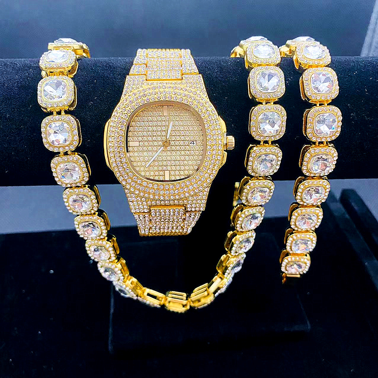 Luxury Watch + Chain + Bracele - огляд і ціна Luxury Watch Miami